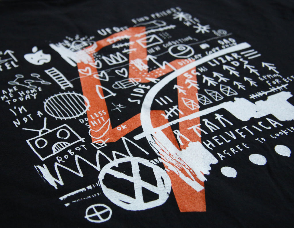 Wearable Art - Black/ Orange T-Shirt VLTG Print XL/XXL